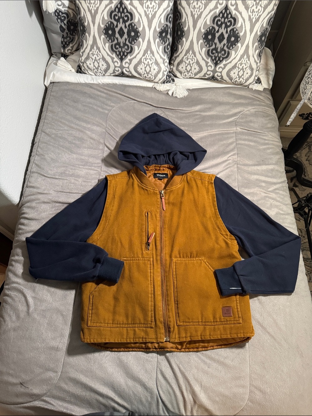 Brixton Ruger whiskey brown & Navy Body Hooded barn construction Jacket Sz: S